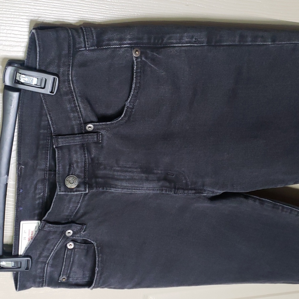 GAP Black Girlfriend Mid Rise Raw Hem Jeans Size 26/2R